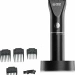 Επαναφορτιζόμενη κουρευτική μηχανή με 2 ταχύτητες, 4 χτένες και κεφαλή κεραμική / τιτανίου 3 W FA-5676-8 First Austria