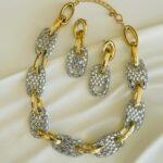 Set κολιέ με σκουλαρίκια