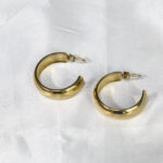 Σκουλαρίκια