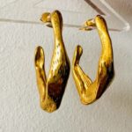 Σκουλαρίκια