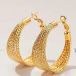 Σκουλαρίκια