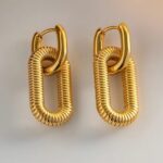 Σκουλαρίκια