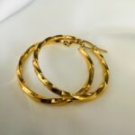 Σκουλαρίκια