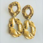 Σκουλαρίκια