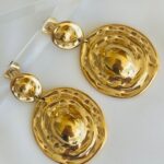 Σκουλαρίκια