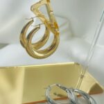 Σκουλαρίκια