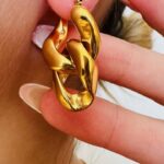 Σκουλαρίκια