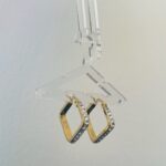 Σκουλαρίκια