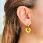 Σκουλαρίκια