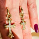 Σκουλαρίκια