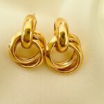 Σκουλαρίκια