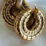 Σκουλαρίκια