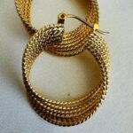 Σκουλαρίκια