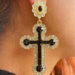 Σκουλαρίκια