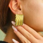 Σκουλαρίκια