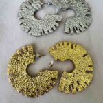 Σκουλαρίκια