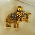 κρεμαστό στοιχείο