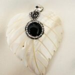 κρεμαστό στοιχείο