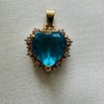 Κρεμαστό στοιχείο