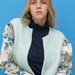 ΖΑΚΕΤΑ ΤΥΠΟΥ CHANNEL ΜΑΛΛΙΝΗ ΧΡΩΜΑ ΜΕΝΤΑ ΜΕ ΦΟΥΣΚΩΤΑ ΜΑΝΙΚΙΑ VINTAGE