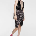 ΦΟΥΣΤΑ ΣΤΕΝΗ ΜΕ ΑΝΟΙΓΜΑ ΕΜΠΡΟΣ ALL OVER ΤΥΠΩΜΑ ΑΣΤΕΡΙΑ ΛΑΣΤΙΧΟ ΣΤΗ ΜΕΣΗ ΚΑΙ ΚΑΡΦΙΤΣΑ ΜΕ STRASS