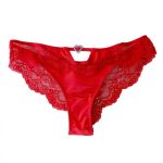 Love and Bra Γυναικεία κυλότα δανδέλα String